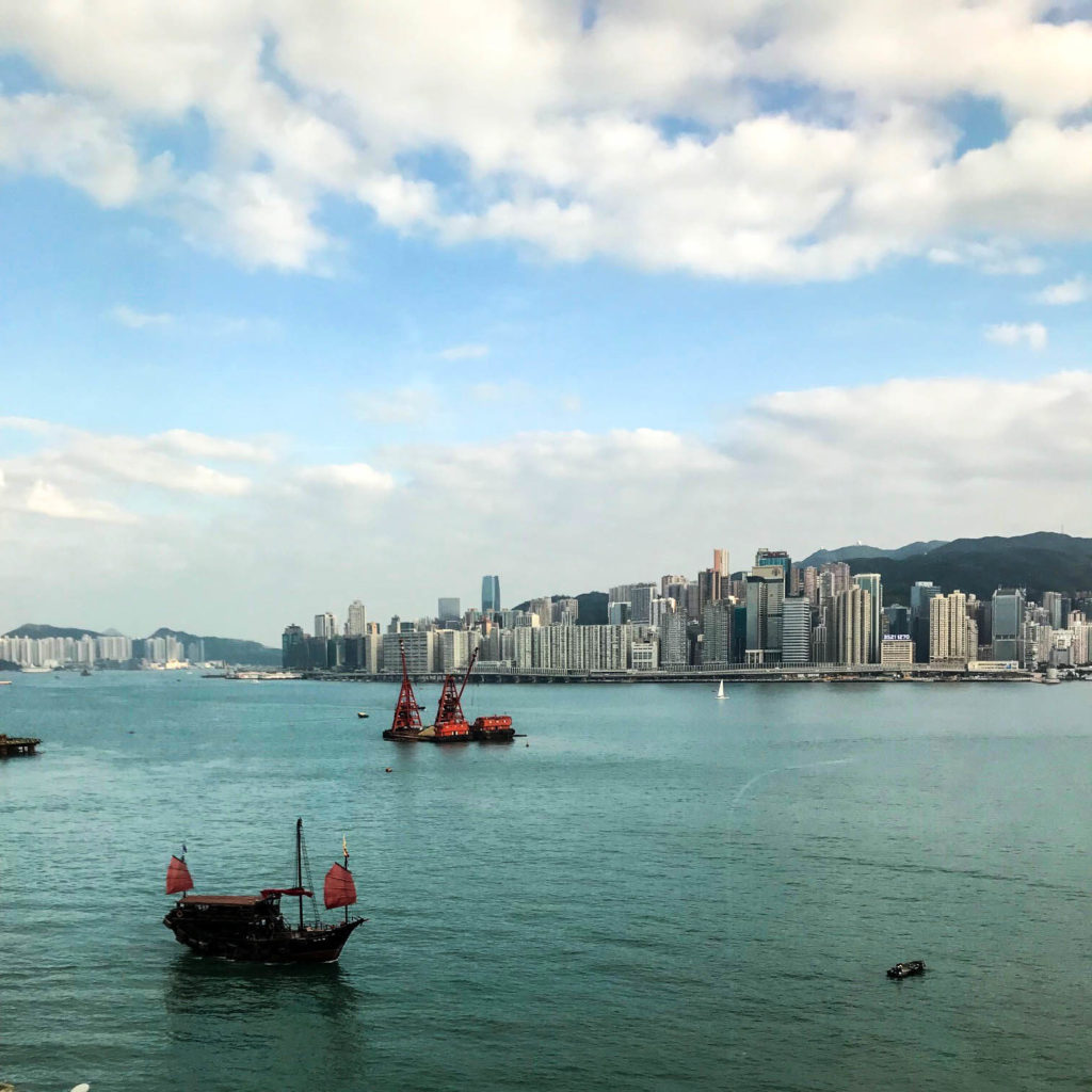 view of Victoria Harbor from meeting space at Kowloon Shangri La e1550850757391